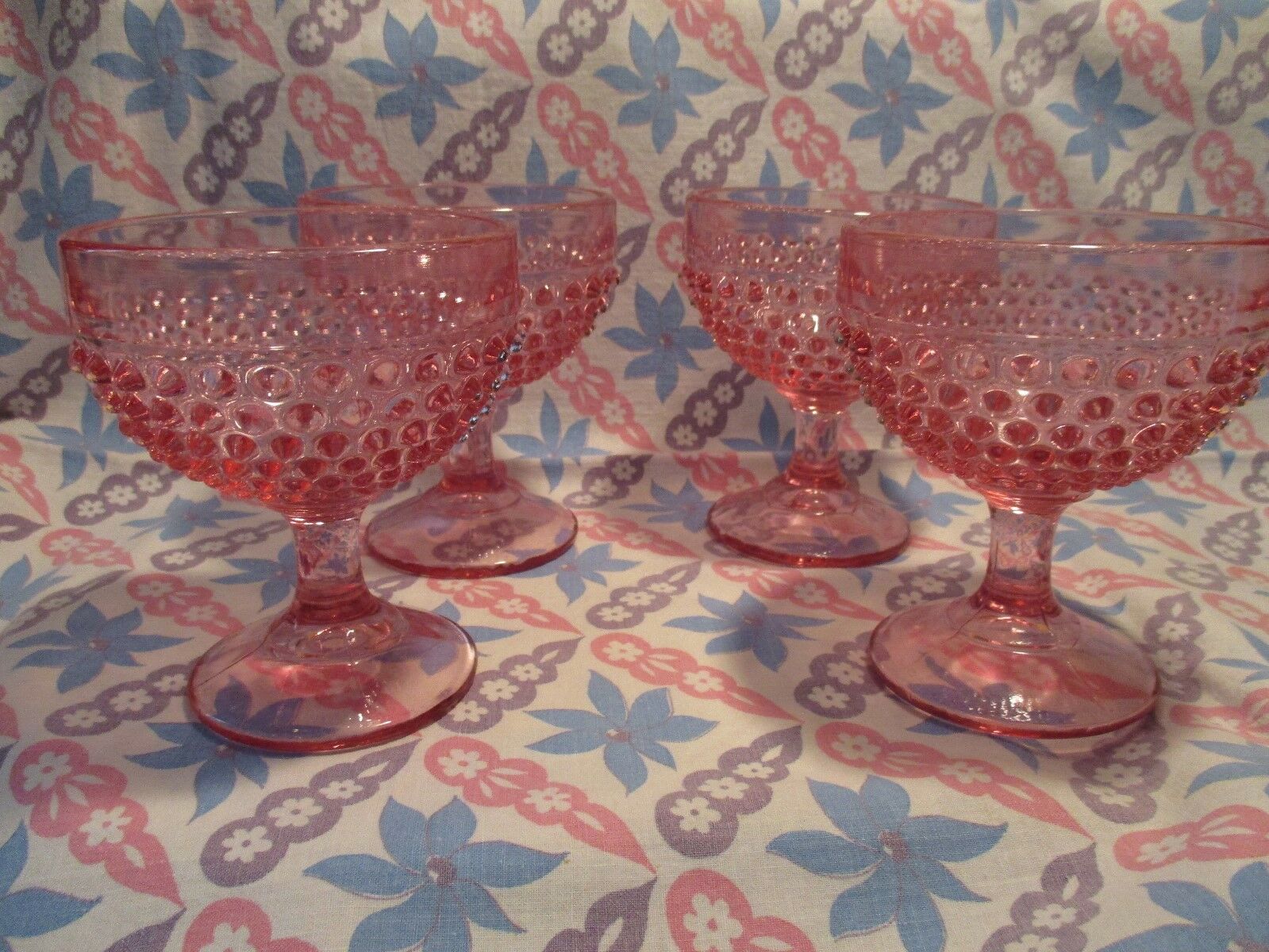 Pink Hobnail Stemmed Desert Dishes X 4 In Excellent Condition